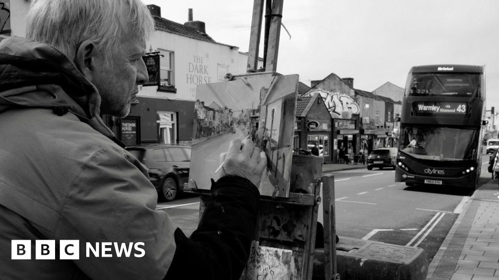 You are currently viewing Street artist releases book of paintings depicting Bristol