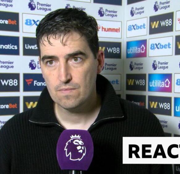 Sunderland 3-2 Bournemouth: ‘Referee lost control’ says manager Andoni Iraola