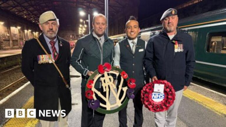 Read more about the article Trains carry poppy wreaths from Cornwall to memorial in London