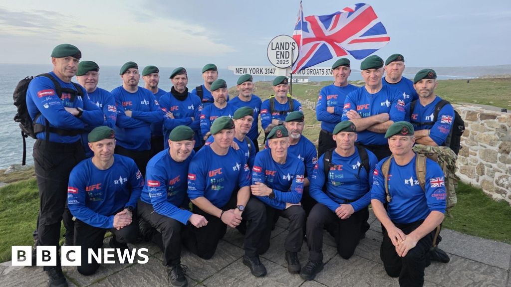 You are currently viewing Veterans reach Land’s End in Cornwall after marching 925 miles