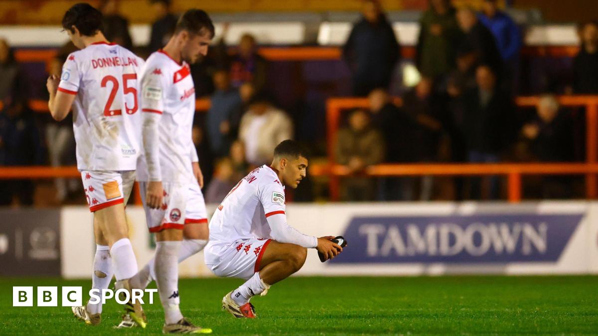 You are currently viewing Truro City ‘building foundations’ despite poor form – Alex Black
