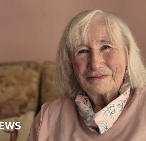 Scheme to help older people digitally connect in Plymouth