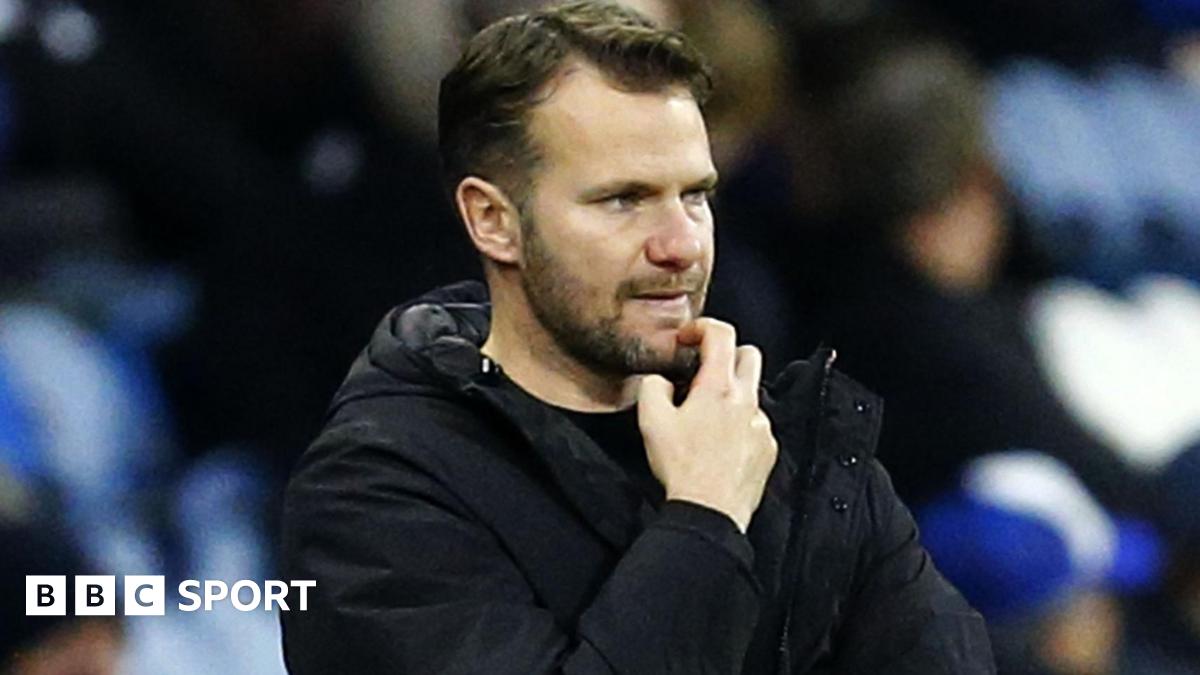 You are currently viewing Tom Cleverley Plymouth Argyle boss will ‘fight’ to turn around malaise