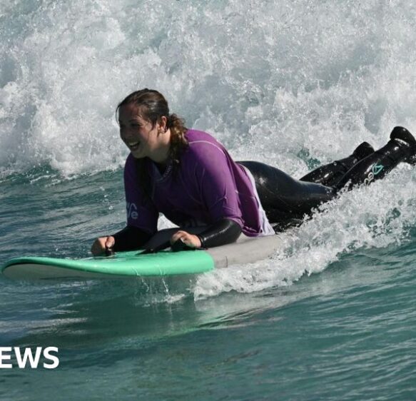 Frome para surfer finds ‘lifeline’ after two heart attacks