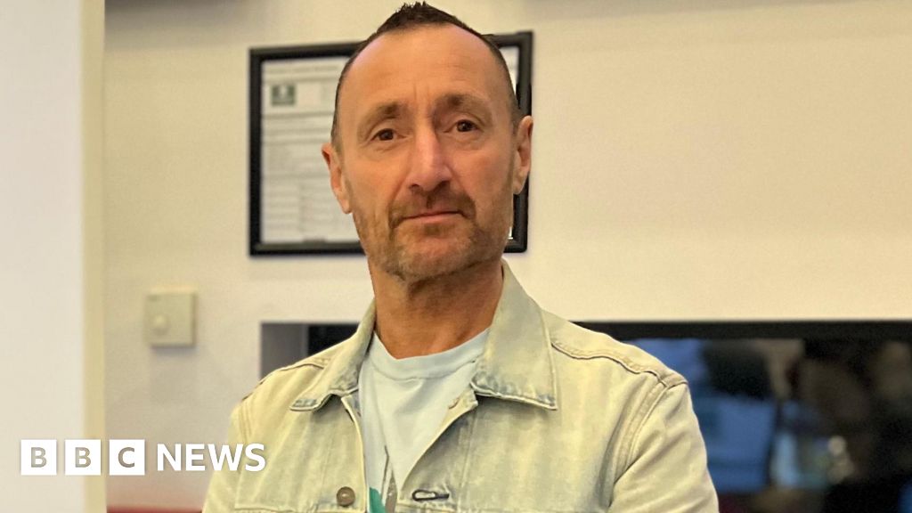 You are currently viewing Martial arts helping tackle anxiety, says Devon coach