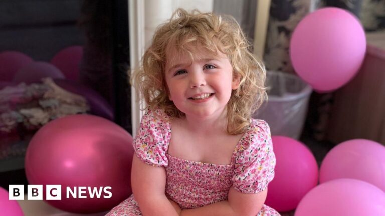 Read more about the article Parents of girl who died after tonsils surgery urge change