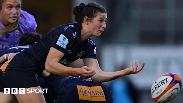 Read more about the article Flo Robinson: Exeter scrum-half targets maiden PWR title for Chiefs