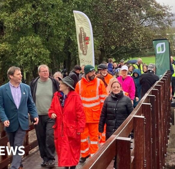 New Cheddar Strawberry Line pathway and bridge opens