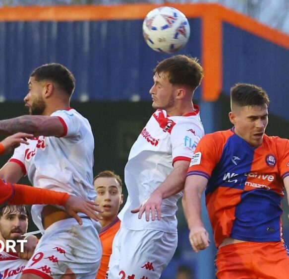 Truro City ‘struggling’ after Braintree Town loss – John Askey