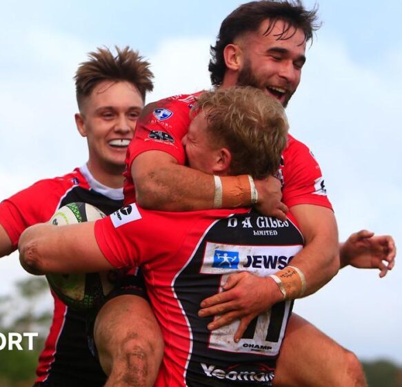 Alan Paver: Cornish Pirates coach says Champ is more competitive