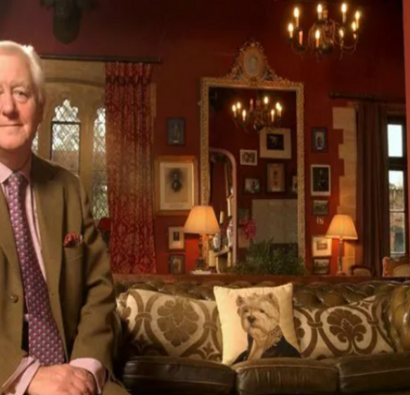 'Aristocrat seeks bride' and 'police kidney gift'