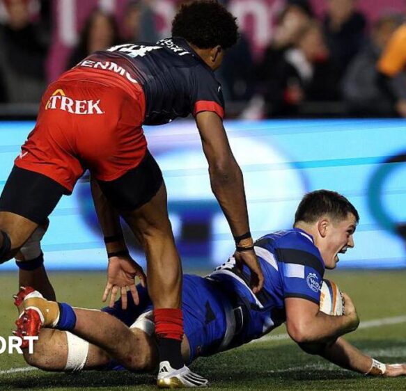 The Prem: Saracens 29-36 Bath: Late Henry Arundell try sends visitors top