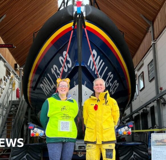 BBC Radio Devon presenters tackling three-legged challenge