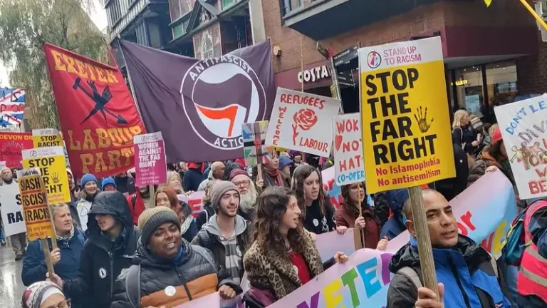 Read more about the article Exeter is for Everyone event counters anti-migrant city centre march