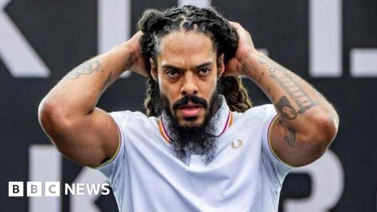 Read more about the article Man interviewed by police after Bob Vylan Glastonbury set