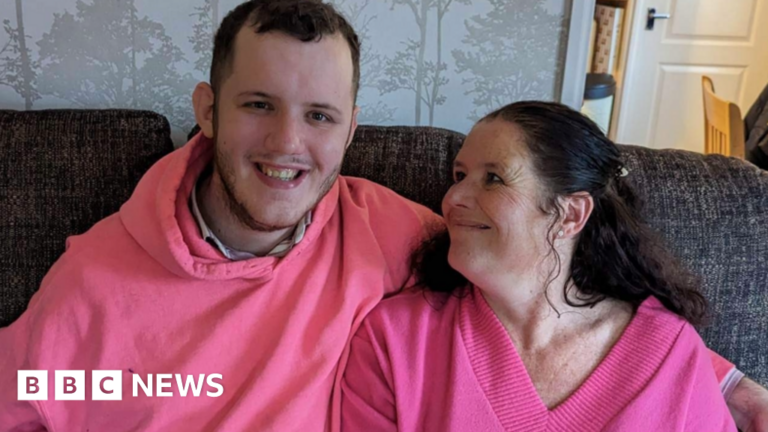 Read more about the article Man rowed with carer before fatal Tenerife balcony fall