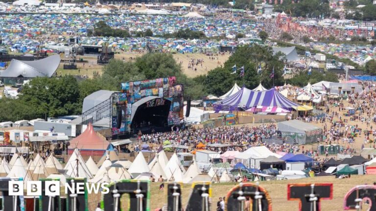 Read more about the article Glastonbury Festival traffic ‘handled better than ever’ in 2025