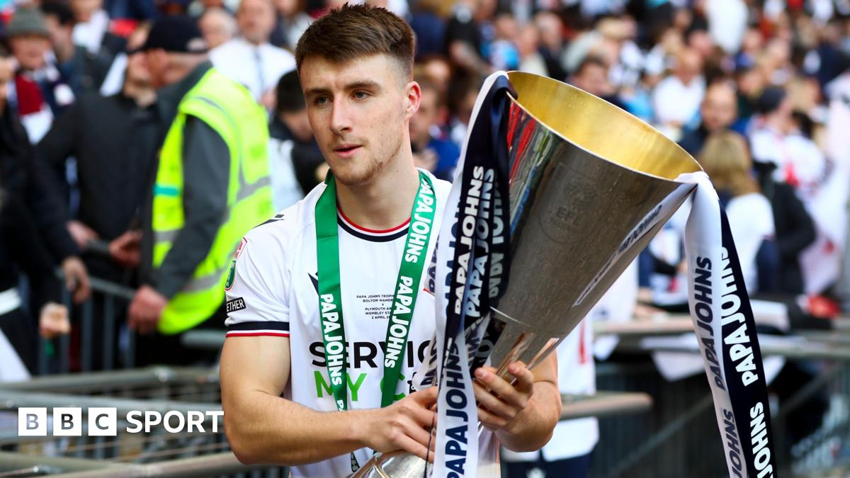 You are currently viewing Vertu Trophy: Twice winners Bolton face Port Vale in last 16 showdown