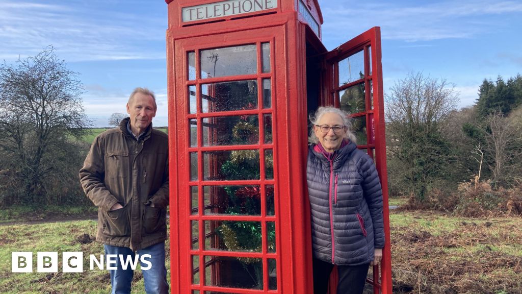 You are currently viewing Abandoned phone box in Oldcroft highlights ‘rich’ local history