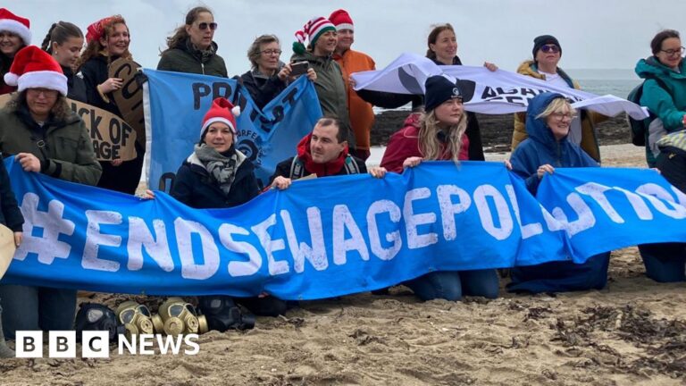 Read more about the article Santa swim sewage protest at Gyllyngvase Beach cancelled