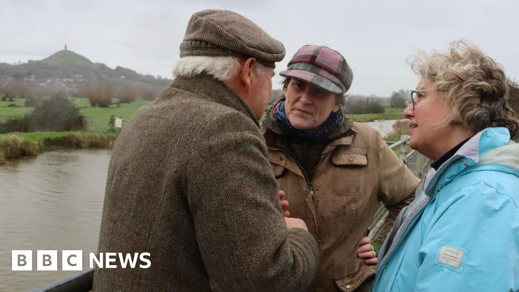 You are currently viewing 'Flood warnings' and 'Dumped sausages mystery'