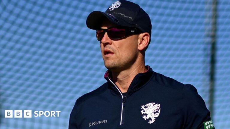 Read more about the article Shane Burger: Somerset batting coach to leave club