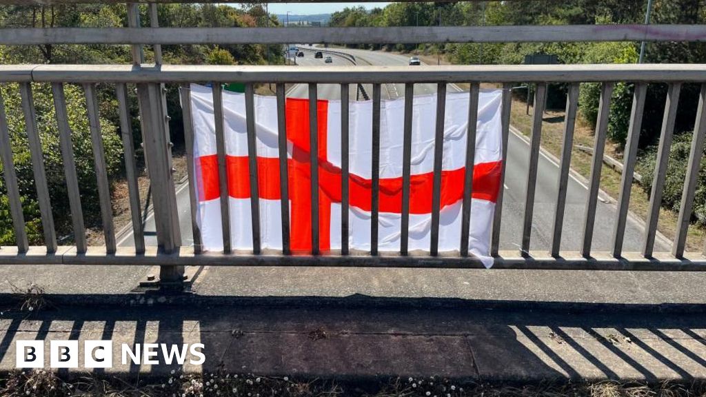 You are currently viewing 'Flag removal costs' and 'historic firm searches for home'