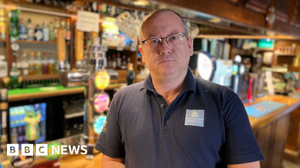You are currently viewing Historic Cornwall pub warns rising rates threaten survival
