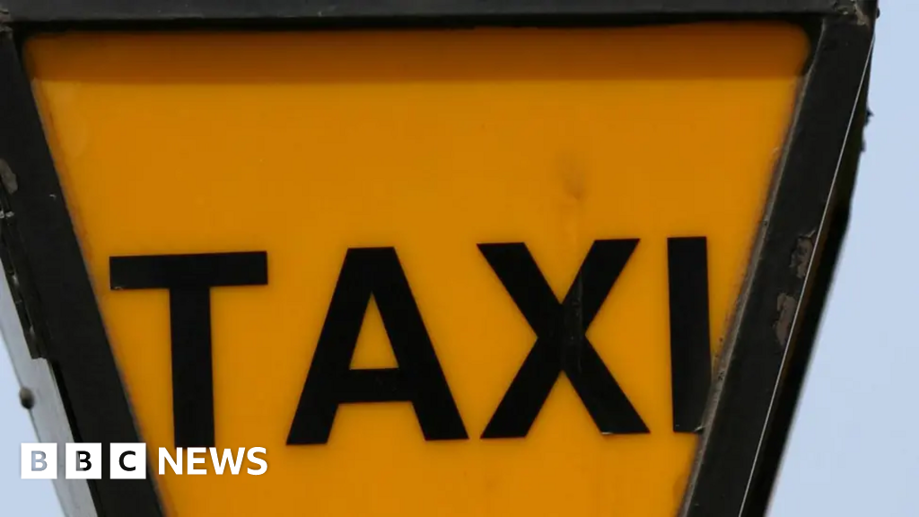 You are currently viewing Cornwall Council removes licences from taxi drivers after arrests