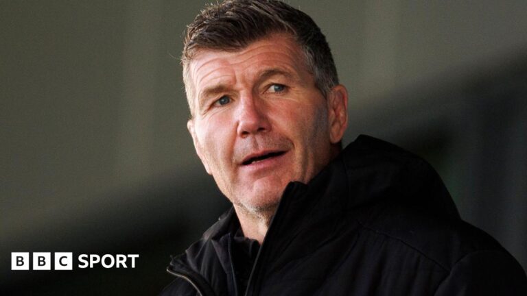 Read more about the article Rob Baxter: Exeter Chiefs boss focused on retaining core of squad