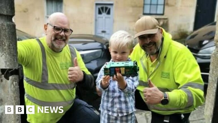 Read more about the article 'Toy dump truck' and 'warning to dog owners'