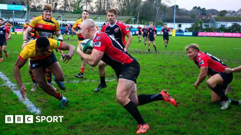 Read more about the article Cornish Pirates face key month in Champ title race – Joe Walsh