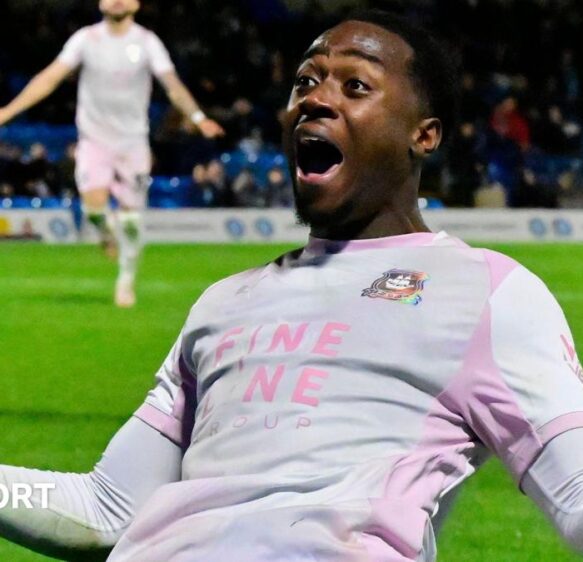 Owen Oseni: Plymouth Argyle striker ‘outstanding’ in Wycombe win