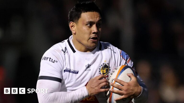 Read more about the article Len Ikitau: Exeter Chiefs’ Australia centre out for three months with shoulder injury