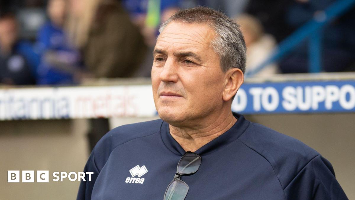 You are currently viewing Yeovil Town: Richard Dryden and Jerry Gill leave coaching staff