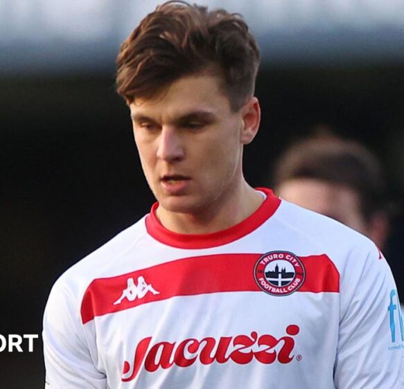 Jake Taylor: Midfielder leaves Truro City after injury