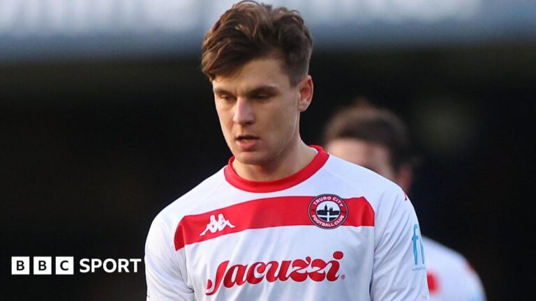 Read more about the article Jake Taylor: Midfielder leaves Truro City after injury
