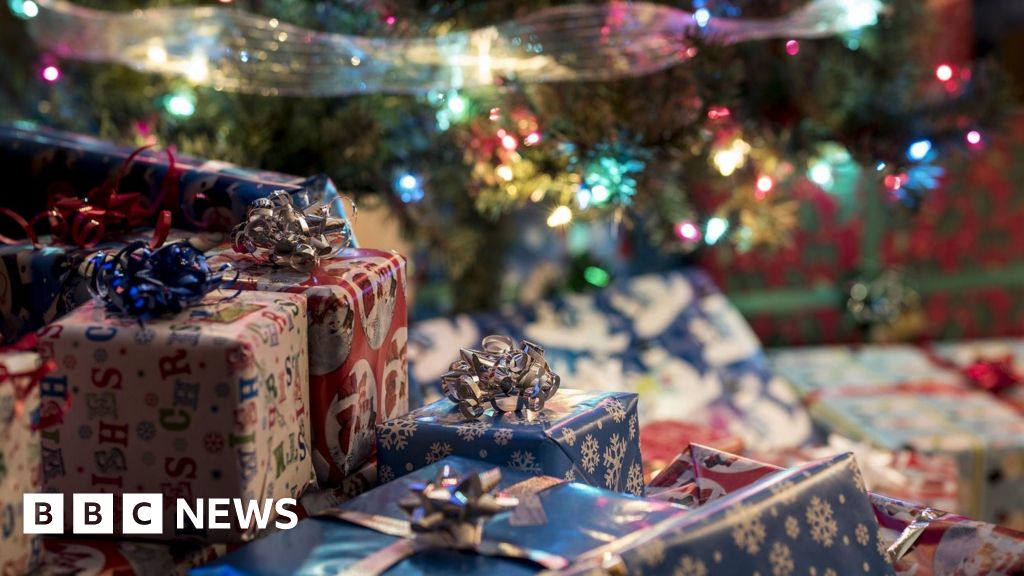 You are currently viewing Christmas recycling tips issued for Devon and Cornwall households