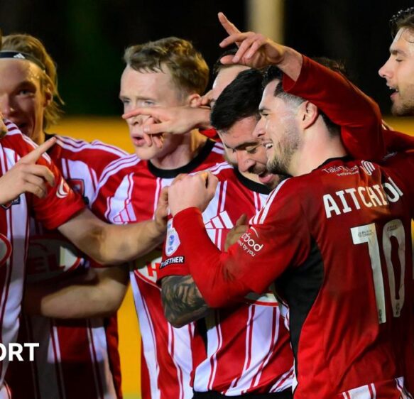 Gary Caldwell: Exeter City boss hails impressive defensive record