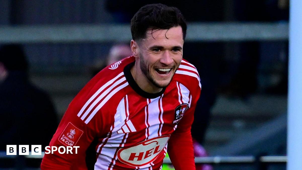 You are currently viewing Jack Aitchison: Exeter City forward nets FA Cup double
