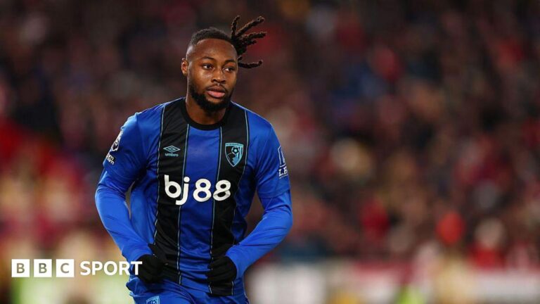 Read more about the article Antoine Semenyo: Bournemouth forward wants future resolved by 1 January