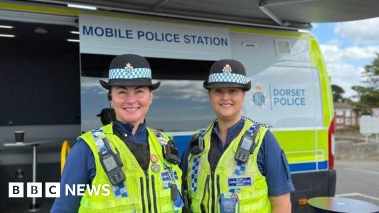 Read more about the article Crime reporting low at Dorset mobile police stations