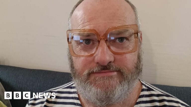 Read more about the article Man’s leg broken by motorbike rider fleeing police in Bournemouth