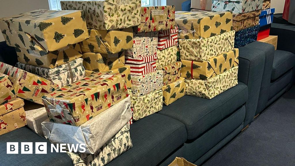 You are currently viewing Volunteers spreading joy to thousands of kids this Christmas