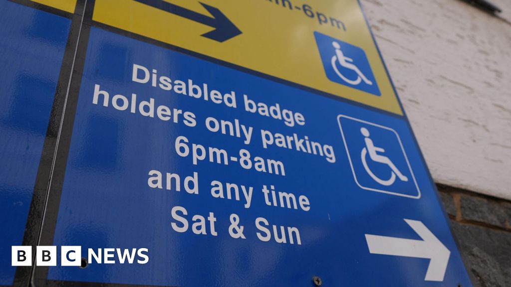 You are currently viewing More than 2,000 fines for Blue Badge misuse, reports finds