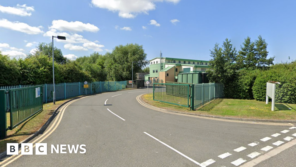 You are currently viewing Plans for Avon fire service to move its headquarters to Avonmouth