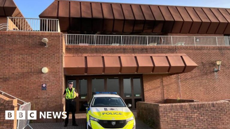 Read more about the article Man admits starting fire at Bournemouth International Centre