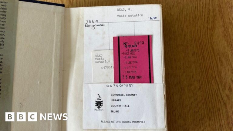 Read more about the article Penzance library book returned 45 years late
