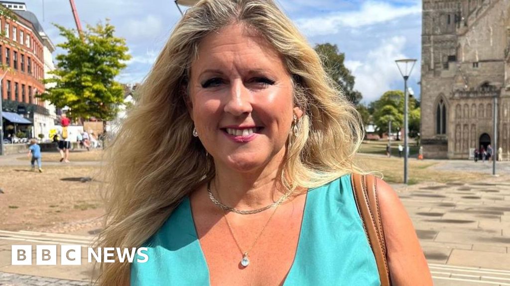 You are currently viewing Exeter councillor defects from Conservatives to Reform