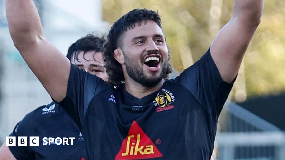 You are currently viewing Ethan Roots: Exeter’s England forward signs contract extension